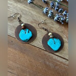 Round Copper Turquoise Chips Earrings